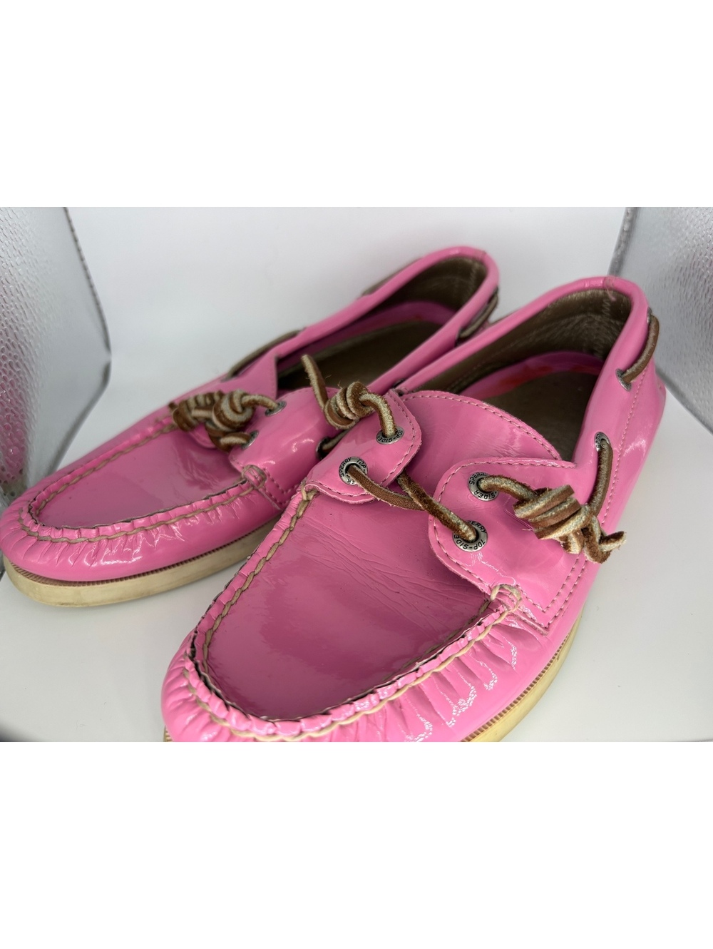 Sperry Authentic Original Pink Glossy Patent Leather Deck Shoes Size 6 1/2 Med